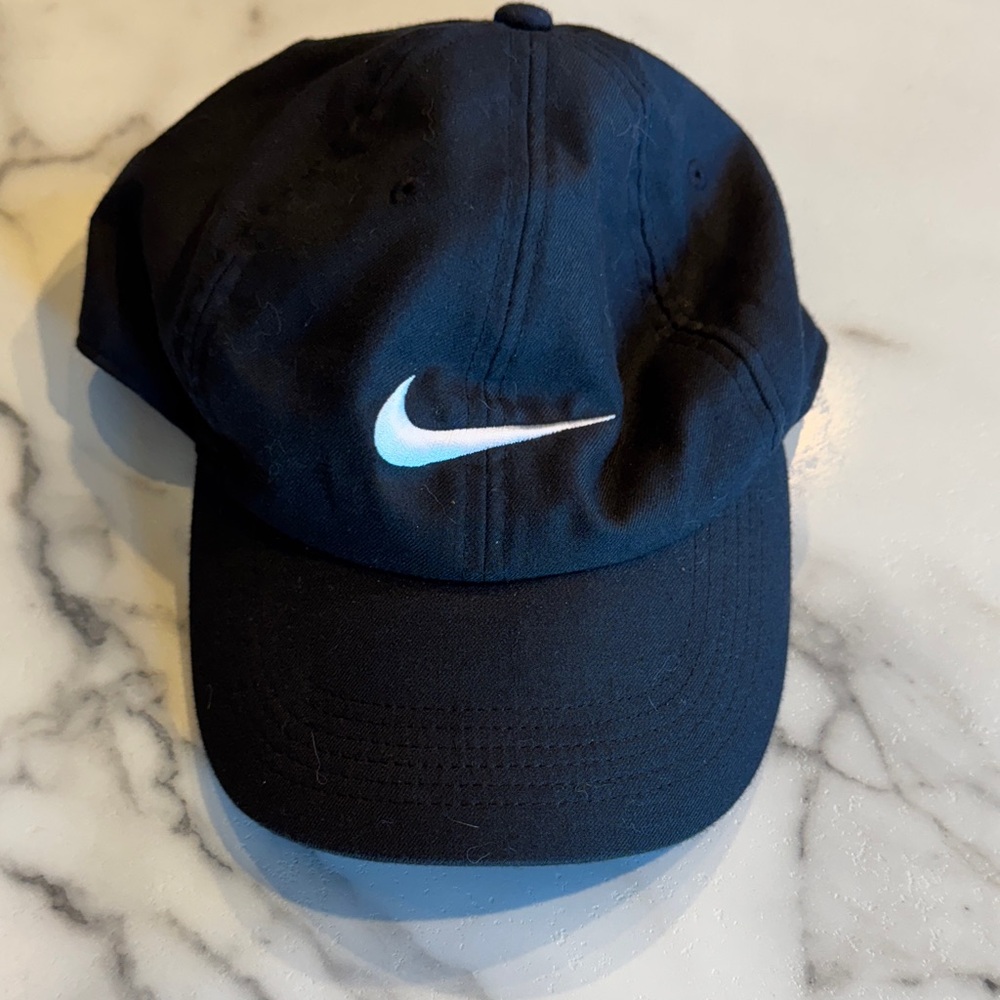Nike Black and White Logo Cap